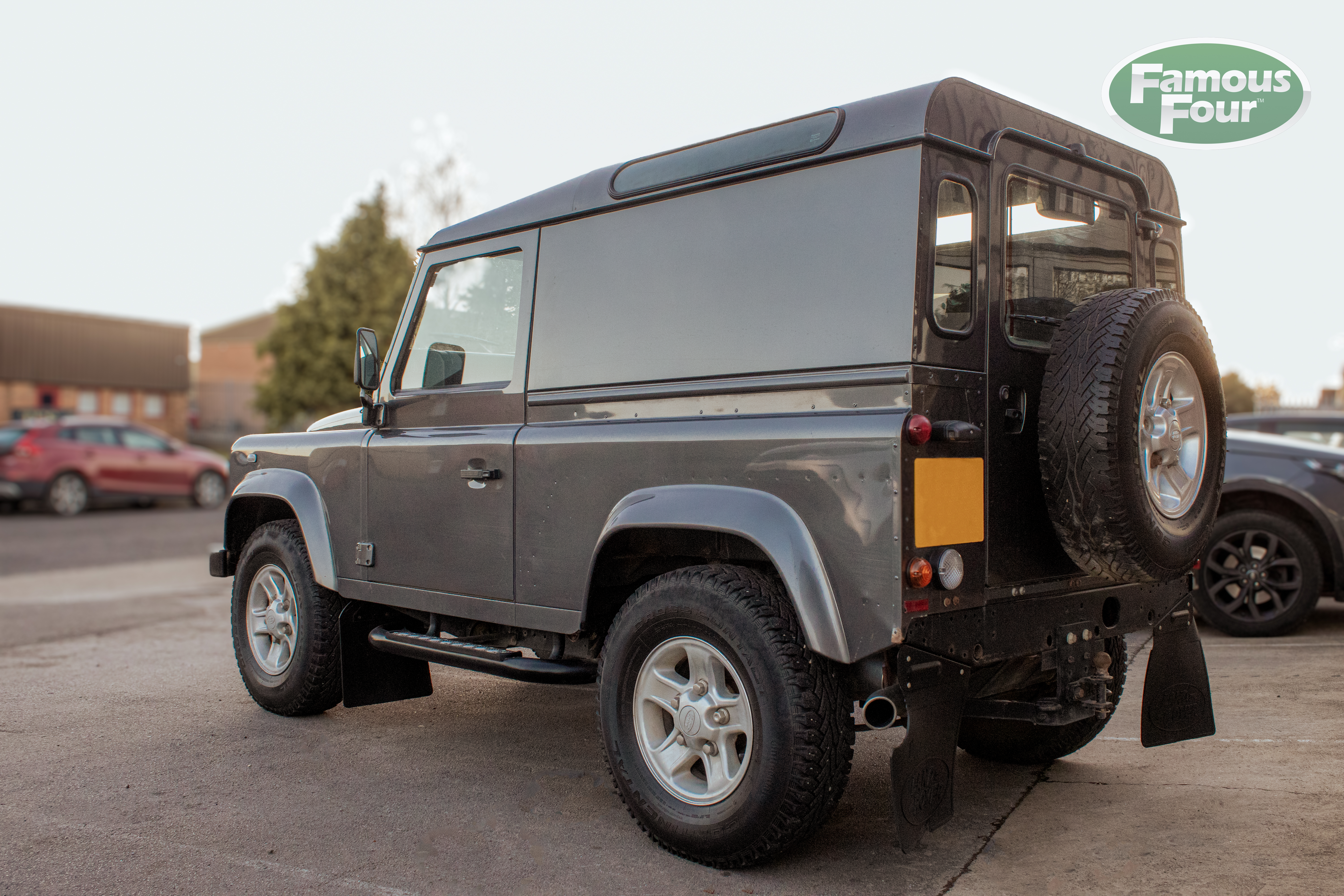 Land Rover Defender 90 Hard Top