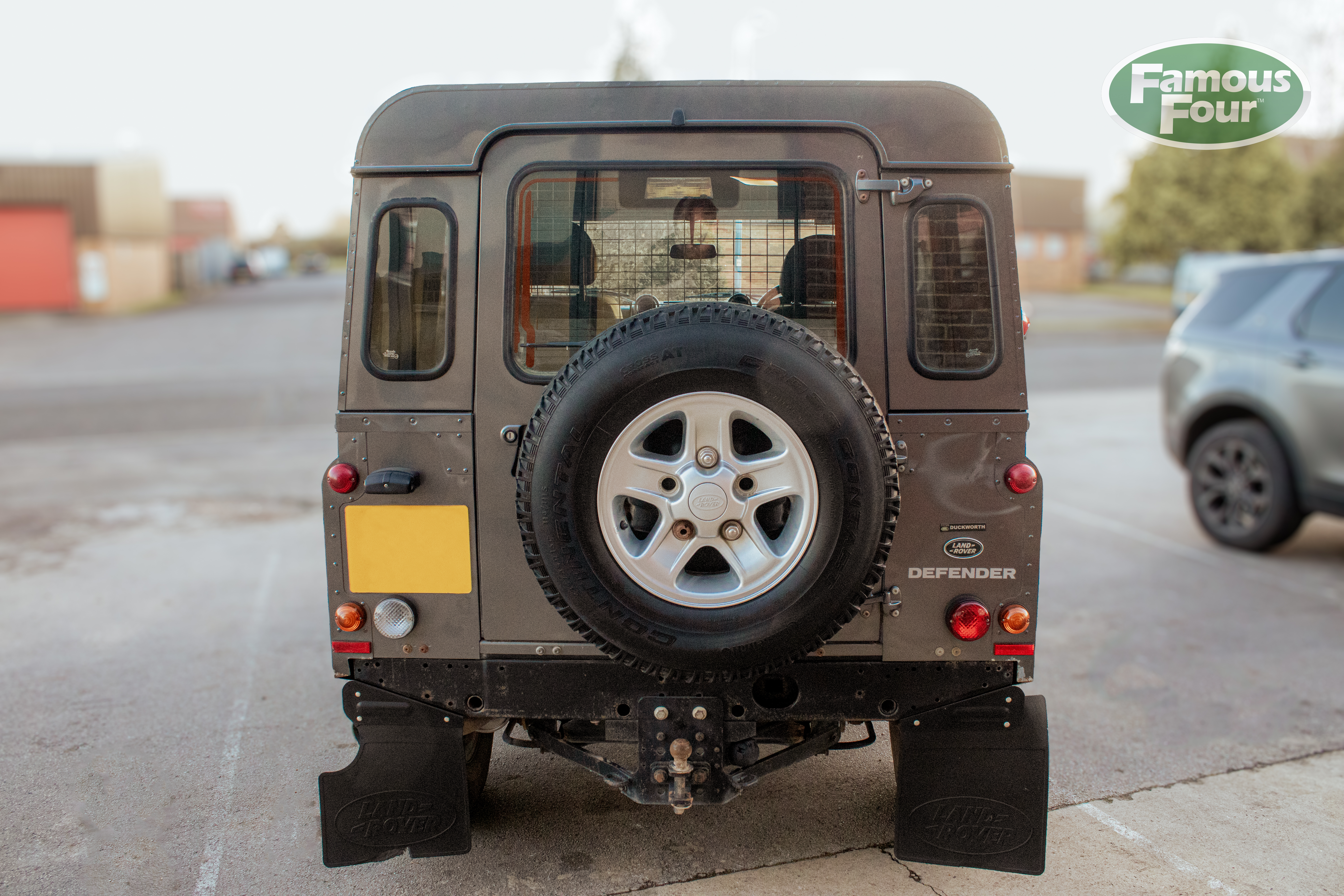 Land Rover Defender 90 Hard Top